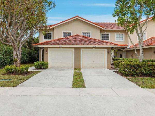 12740 Westhampton Circle, Wellington, FL 33414