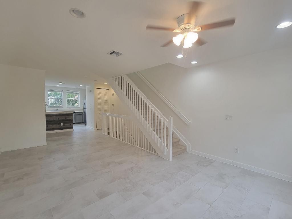 750 Millbrae Court, Unit 5, West Palm Beach, FL 33401 Photo