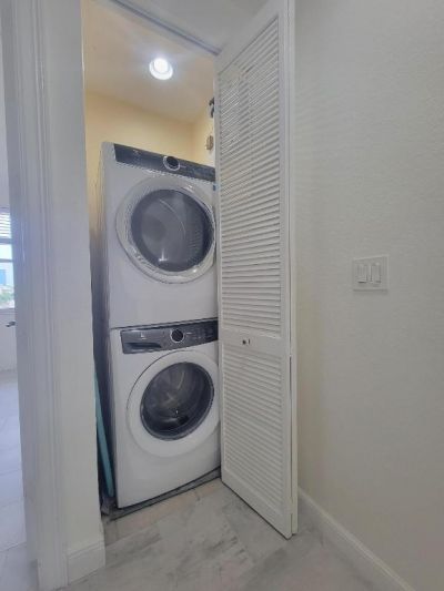 750 Millbrae Court, Unit 5, West Palm Beach, FL 33401 Photo