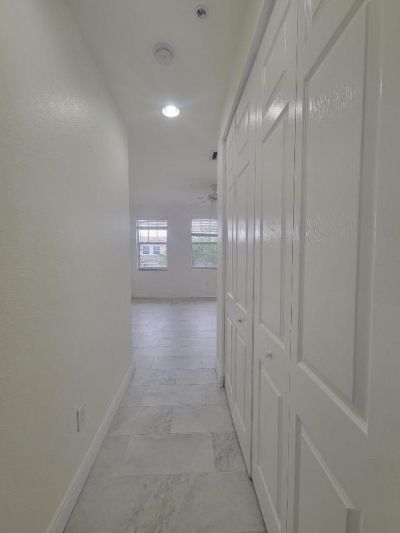 750 Millbrae Court, Unit 5, West Palm Beach, FL 33401 Photo