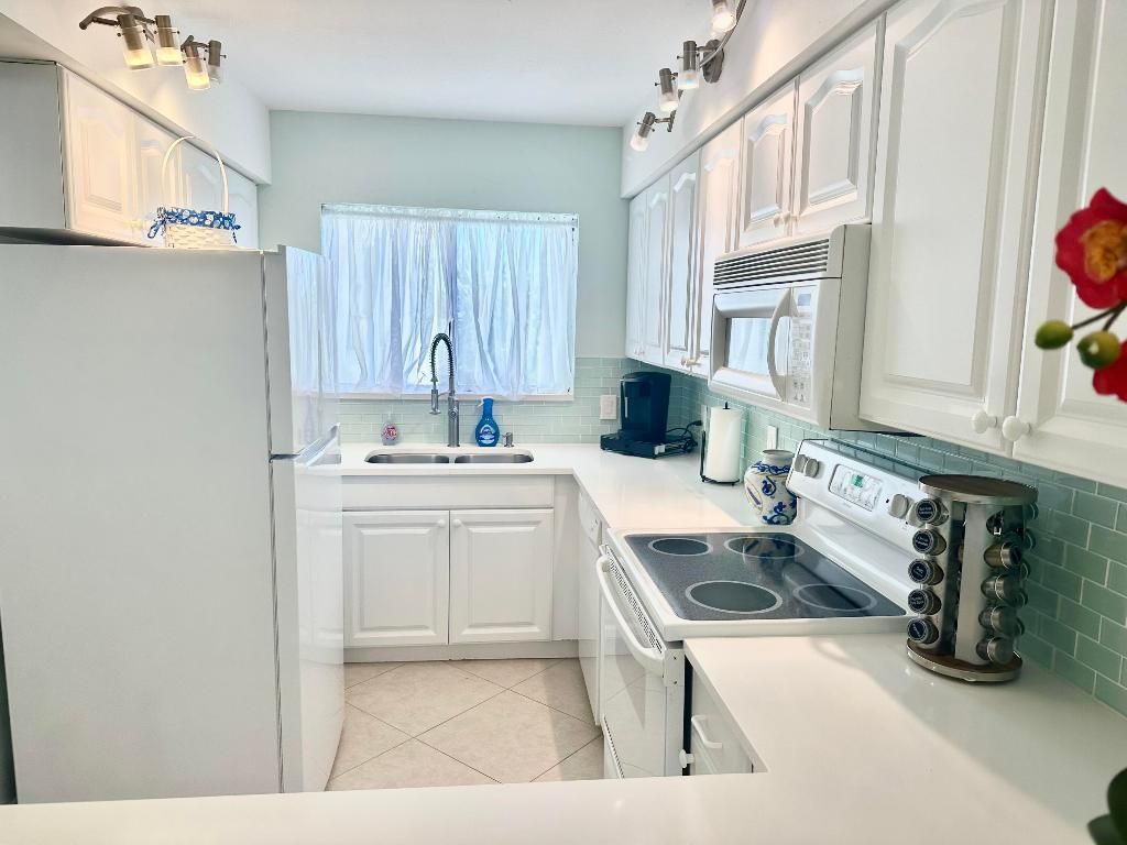 420 Celestial Way, Unit 301, Juno Beach, FL 33408 Photo