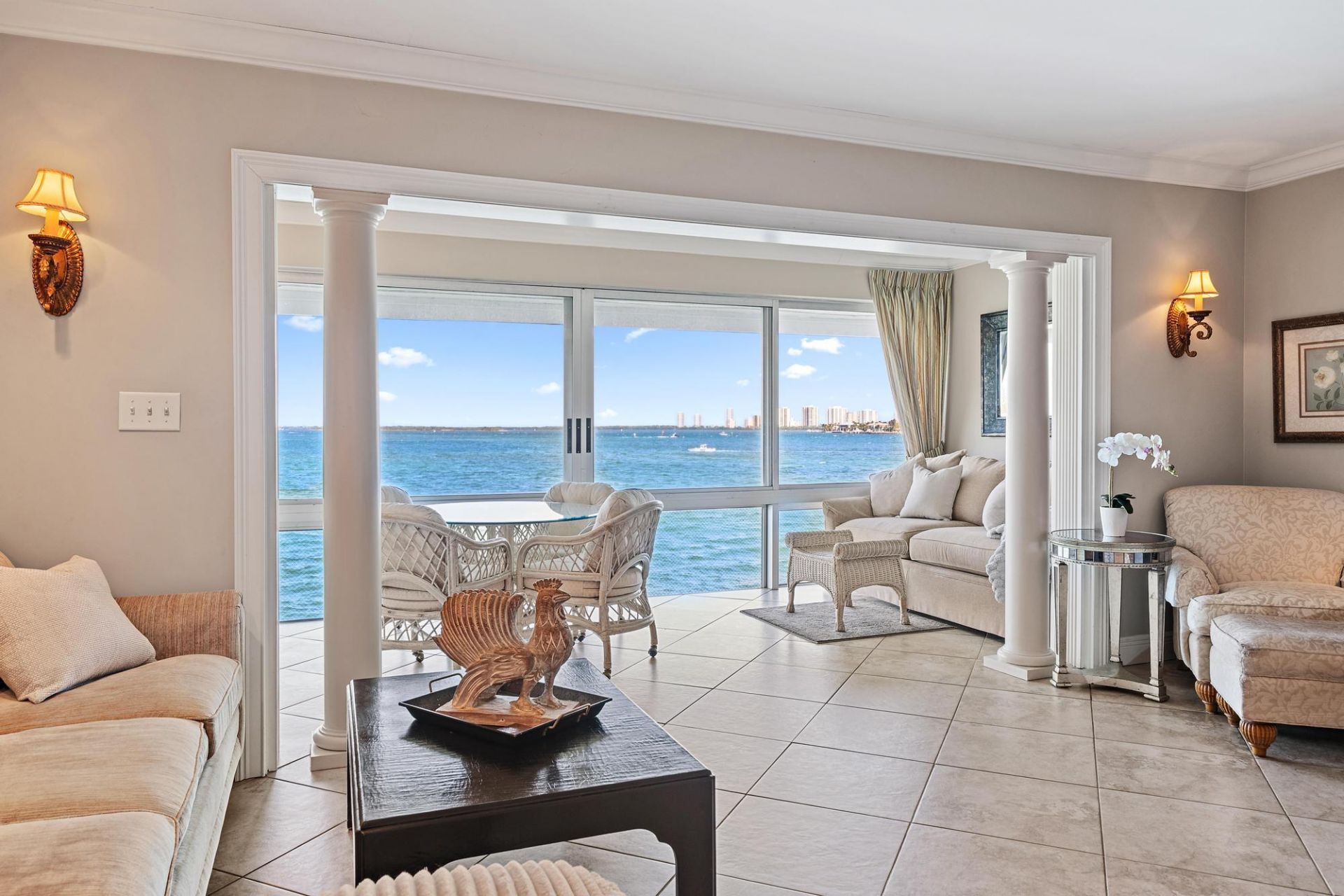 400 Wilma Circle, Unit 309, Riviera Beach, FL 33404 Photo