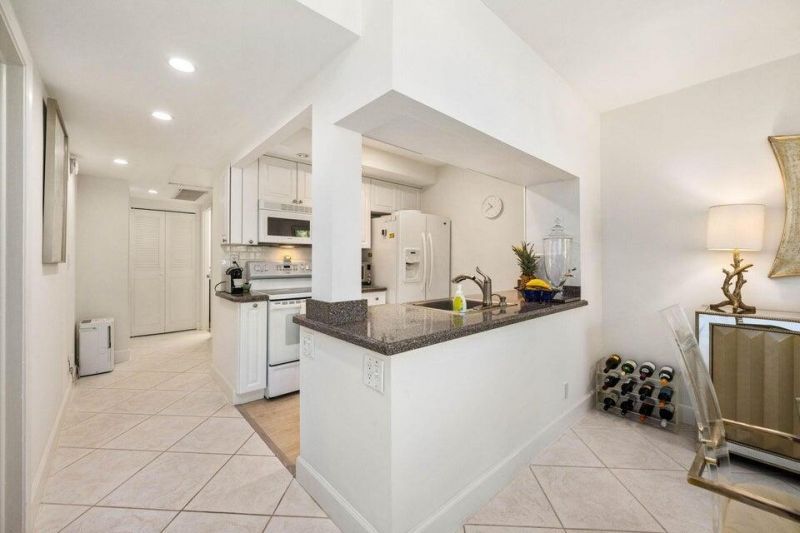 250 NE 20th Street, Unit 1010, Boca Raton, FL 33431 Photo