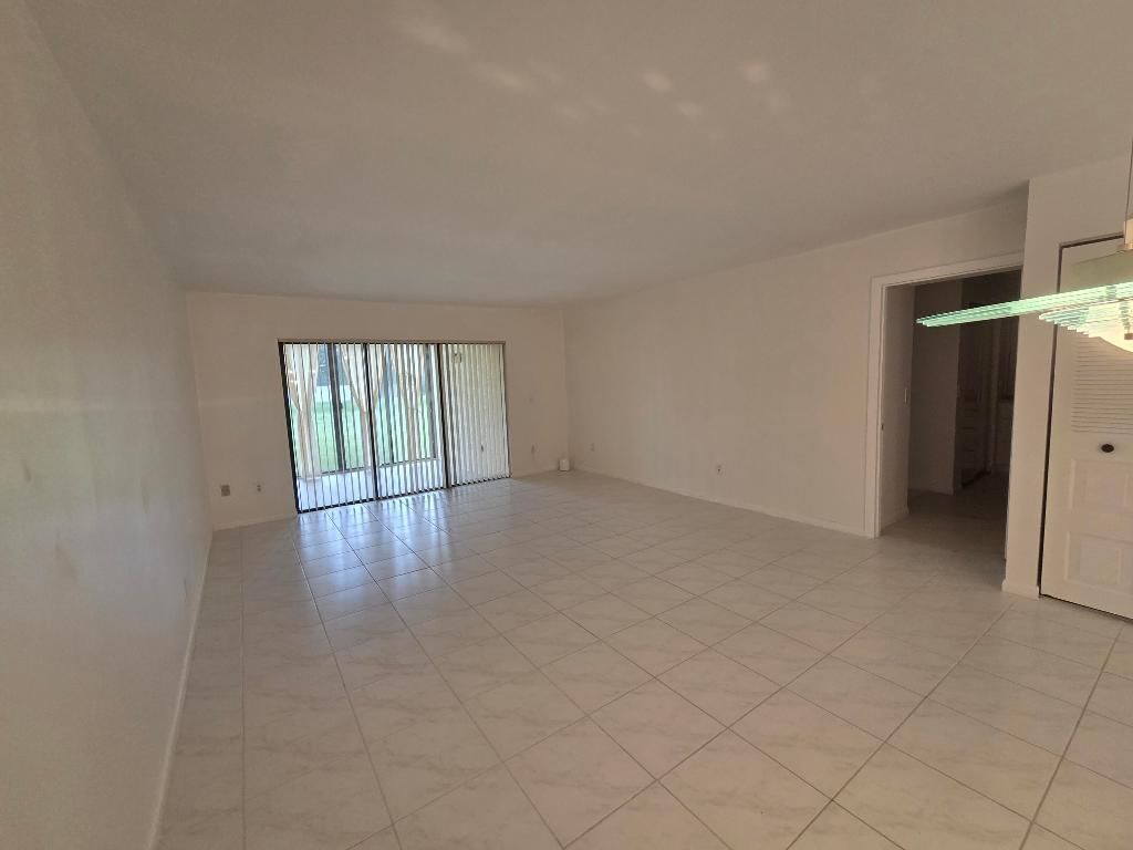 9187 Norte Lago, Unit 5e, Boca Raton, FL 33428 Photo