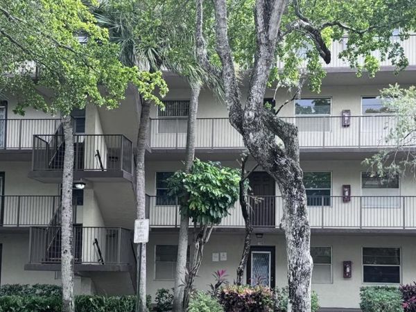 3301 NW 47th Terrace, Unit 316, Lauderdale Lakes, FL 33319