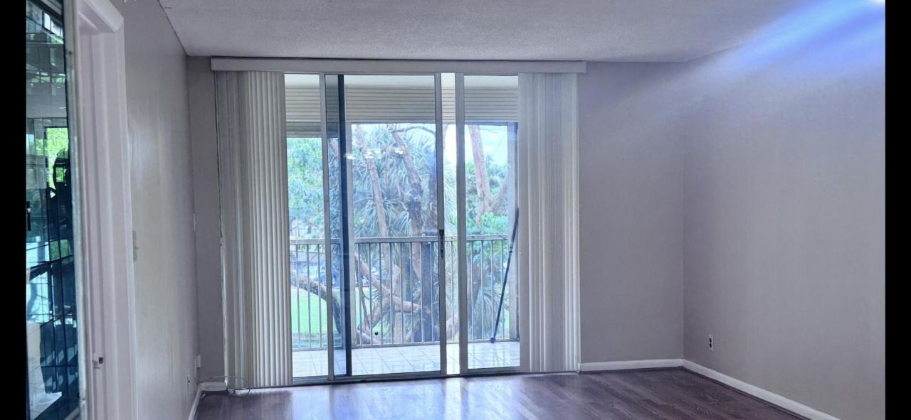 3301 NW 47th Terrace, Unit 316, Lauderdale Lakes, FL 33319 Photo