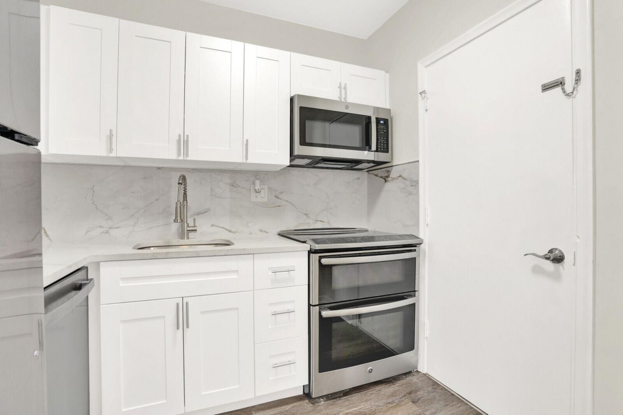 299 SW 7th Street, Unit 1040, Boca Raton, FL 33432 Photo