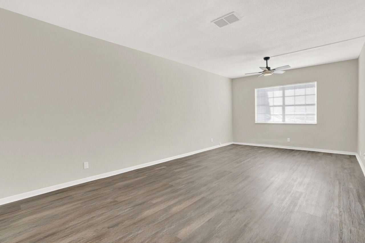 299 SW 7th Street, Unit 1040, Boca Raton, FL 33432 Photo