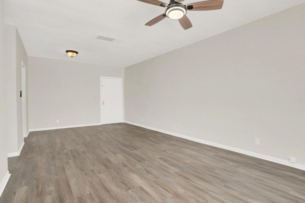 299 SW 7th Street, Unit 1040, Boca Raton, FL 33432 Photo