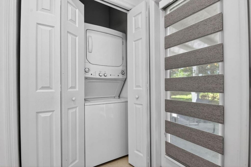 1511 S Palmway, Lake Worth Beach, FL 33460 Photo