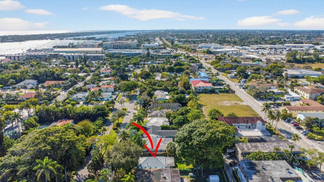 1511 S Palmway, Lake Worth Beach, FL 33460 Photo