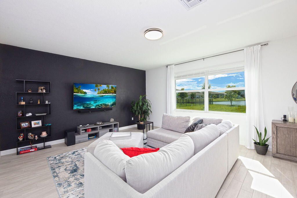 12686 NW Copper Creek Drive, Port Saint Lucie, FL 34987 Photo