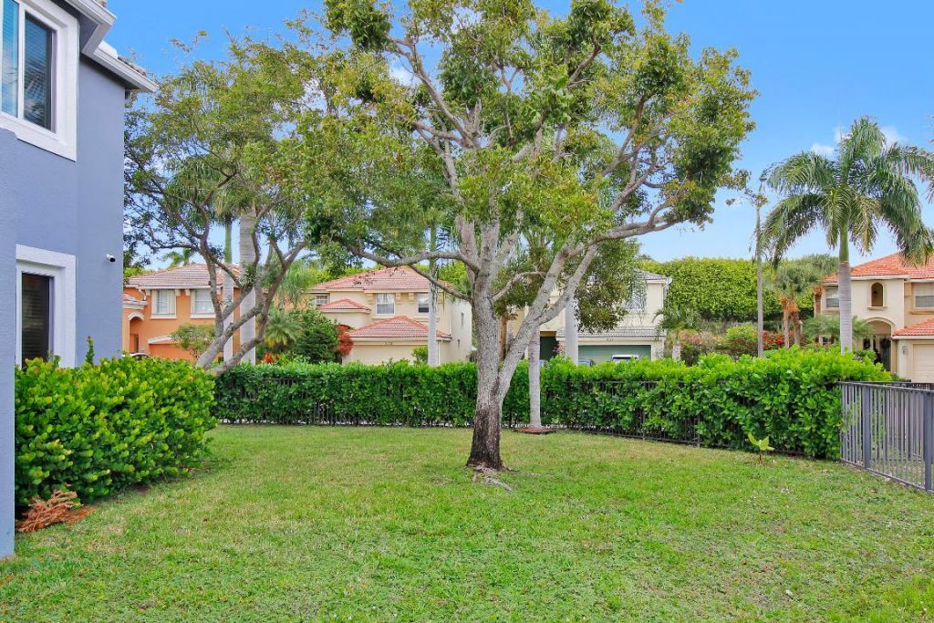 9022 Dupont Place, Wellington, FL 33414 Photo