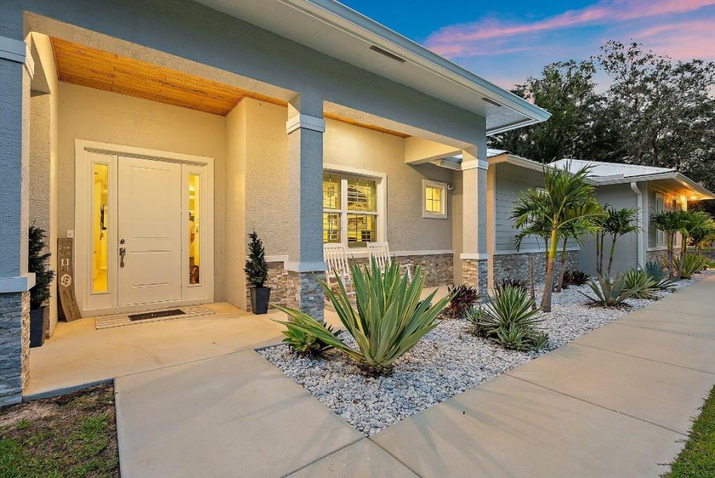 12955 SW Kanner Highway, Indiantown, FL 34956 Photo