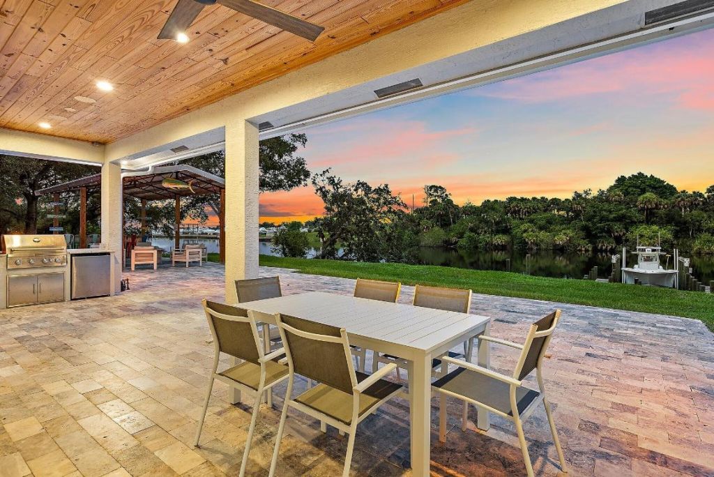 12955 SW Kanner Highway, Indiantown, FL 34956 Photo