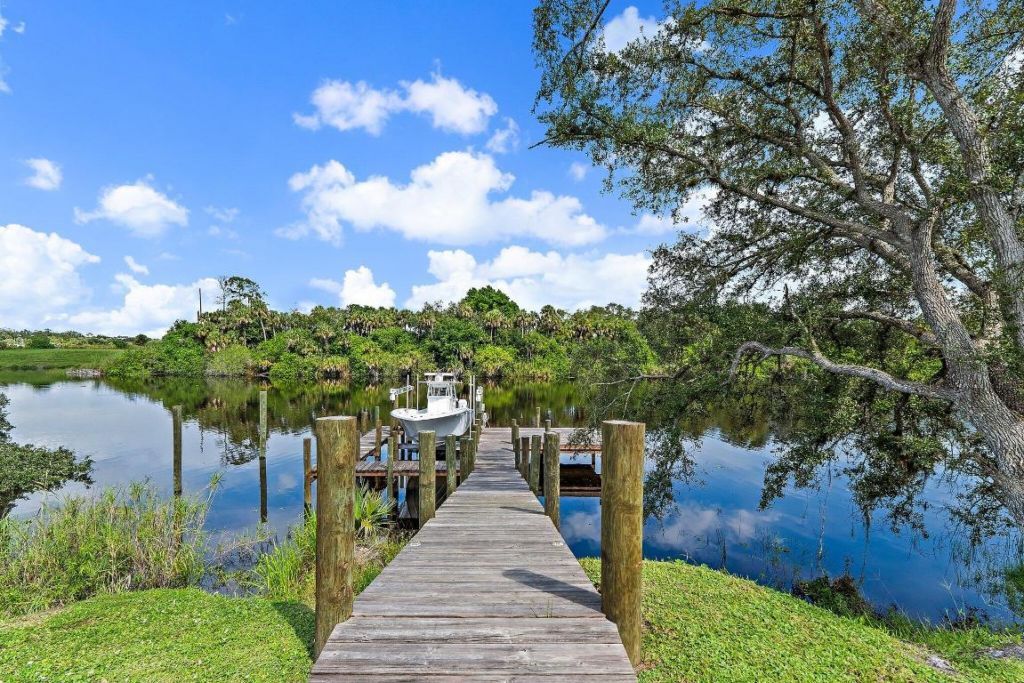 12955 SW Kanner Highway, Indiantown, FL 34956 Photo