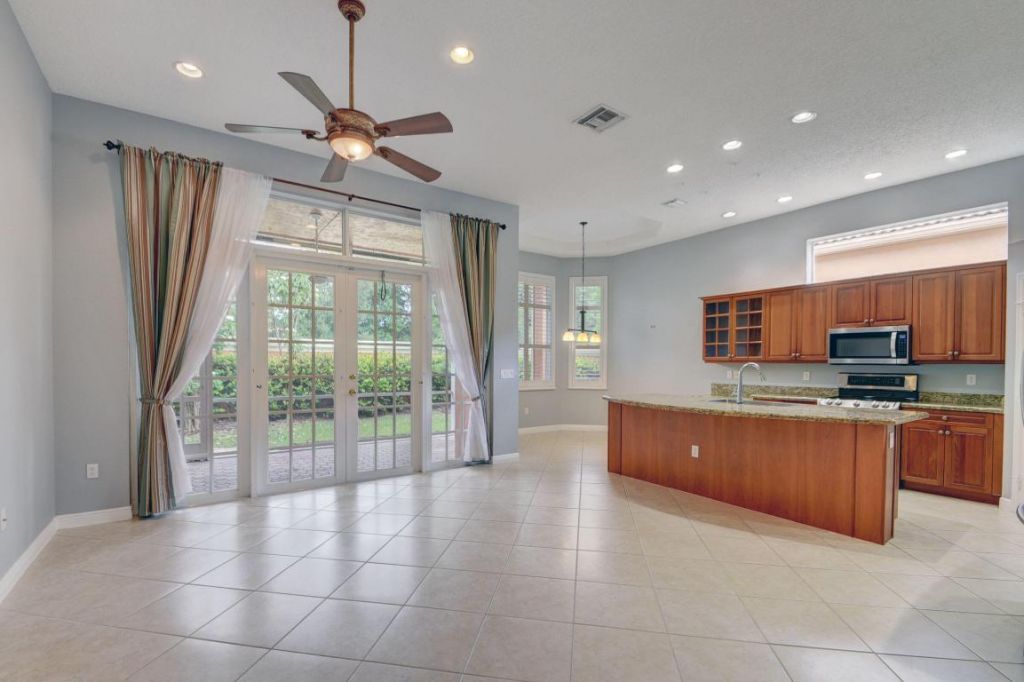 9925 Via Elegante, Wellington, FL 33411 Photo