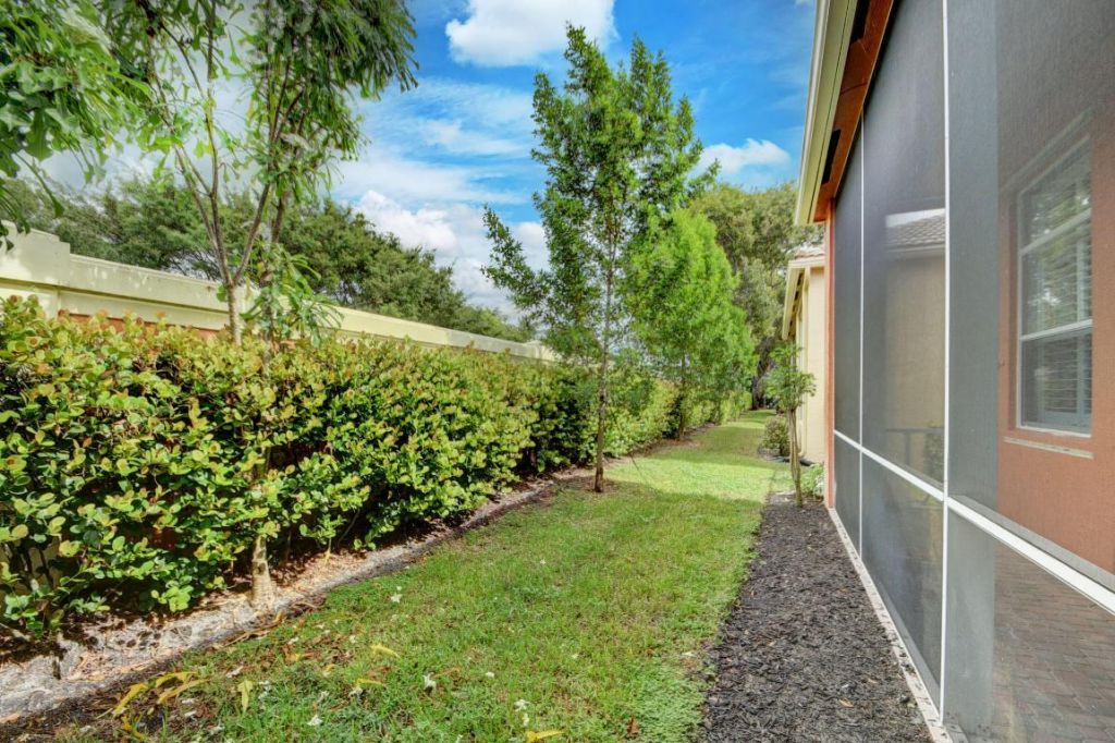 9925 Via Elegante, Wellington, FL 33411 Photo