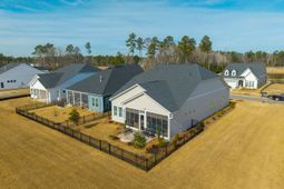 511 Ocean Mist Way photo 4