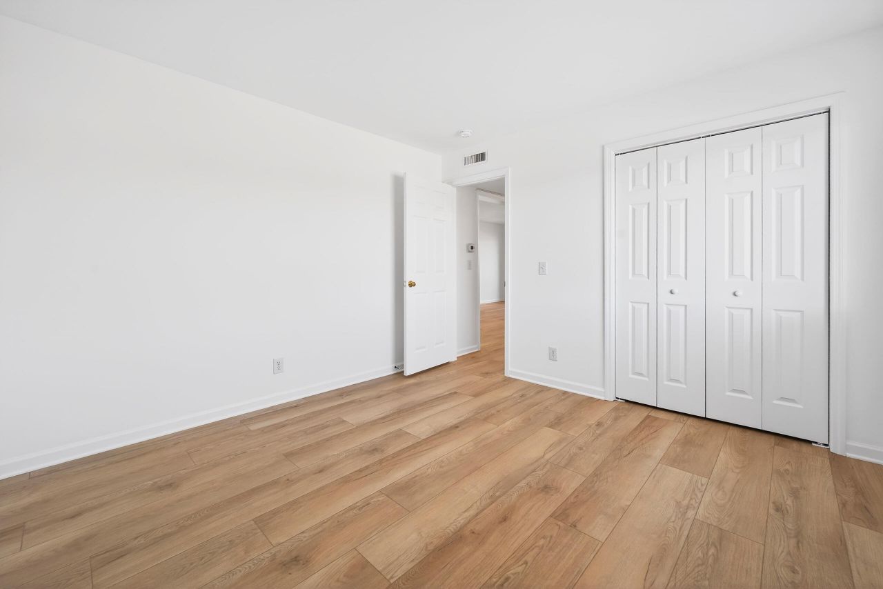 1400 Ocean Boulevard Photo 20