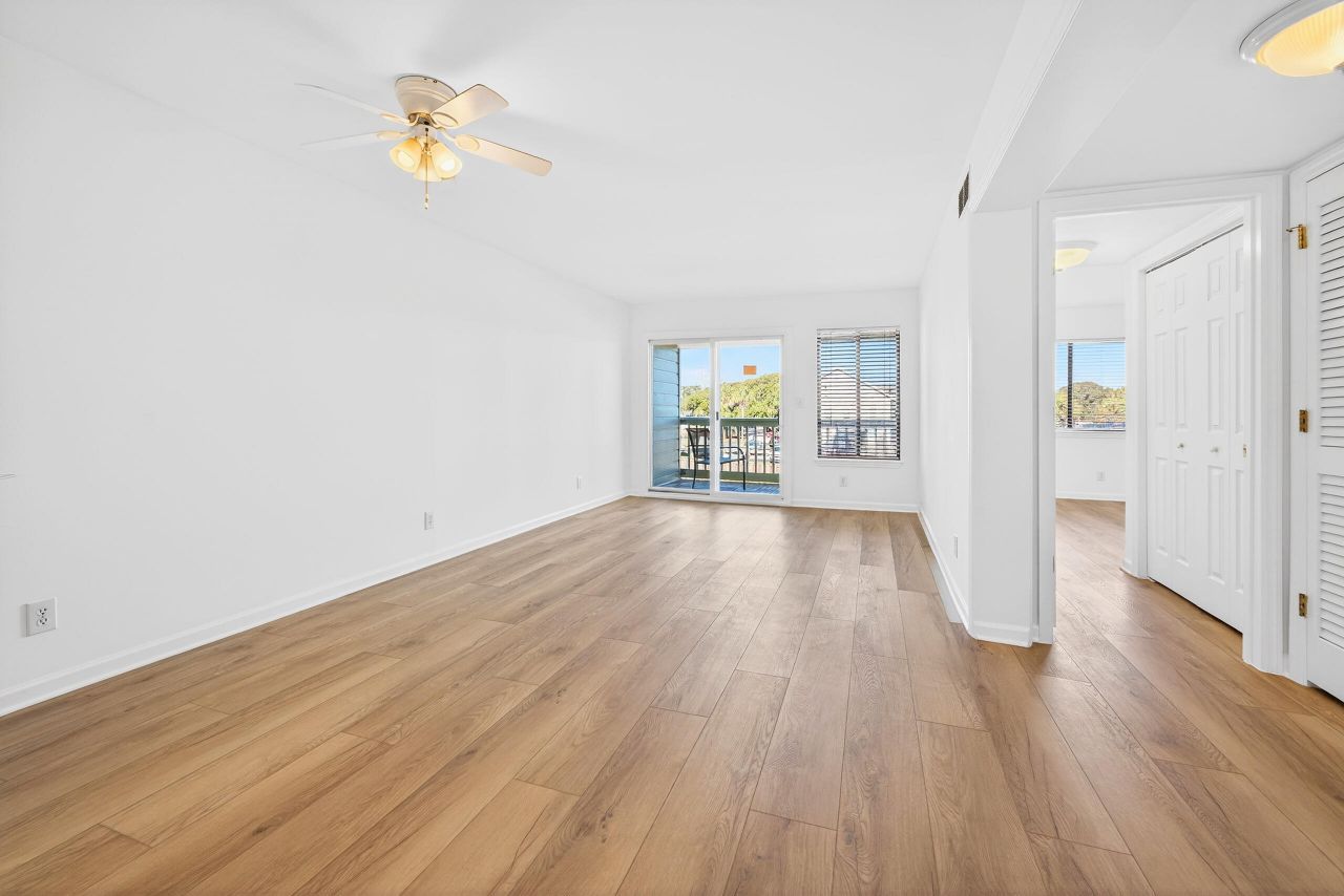 1400 Ocean Boulevard Photo 30