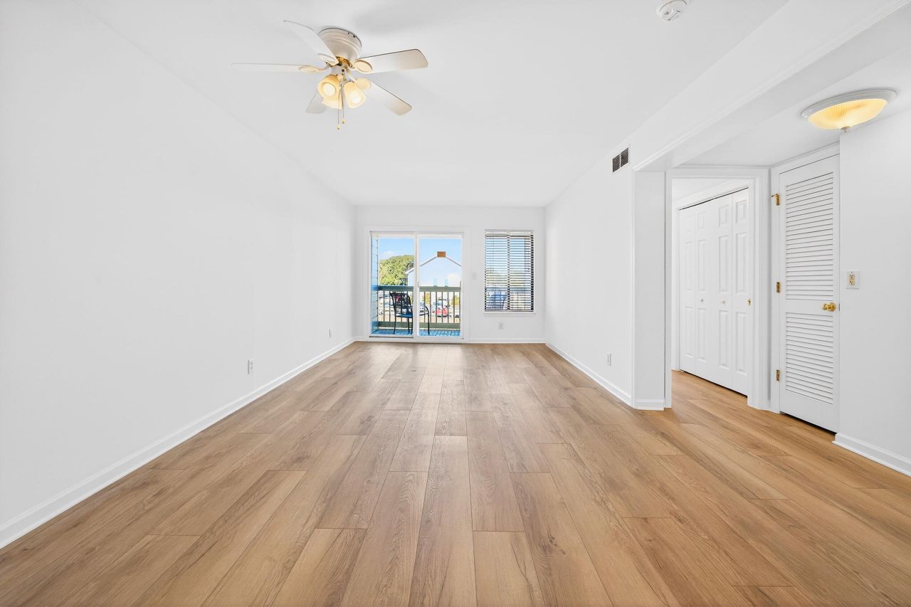 1400 Ocean Boulevard Photo 31