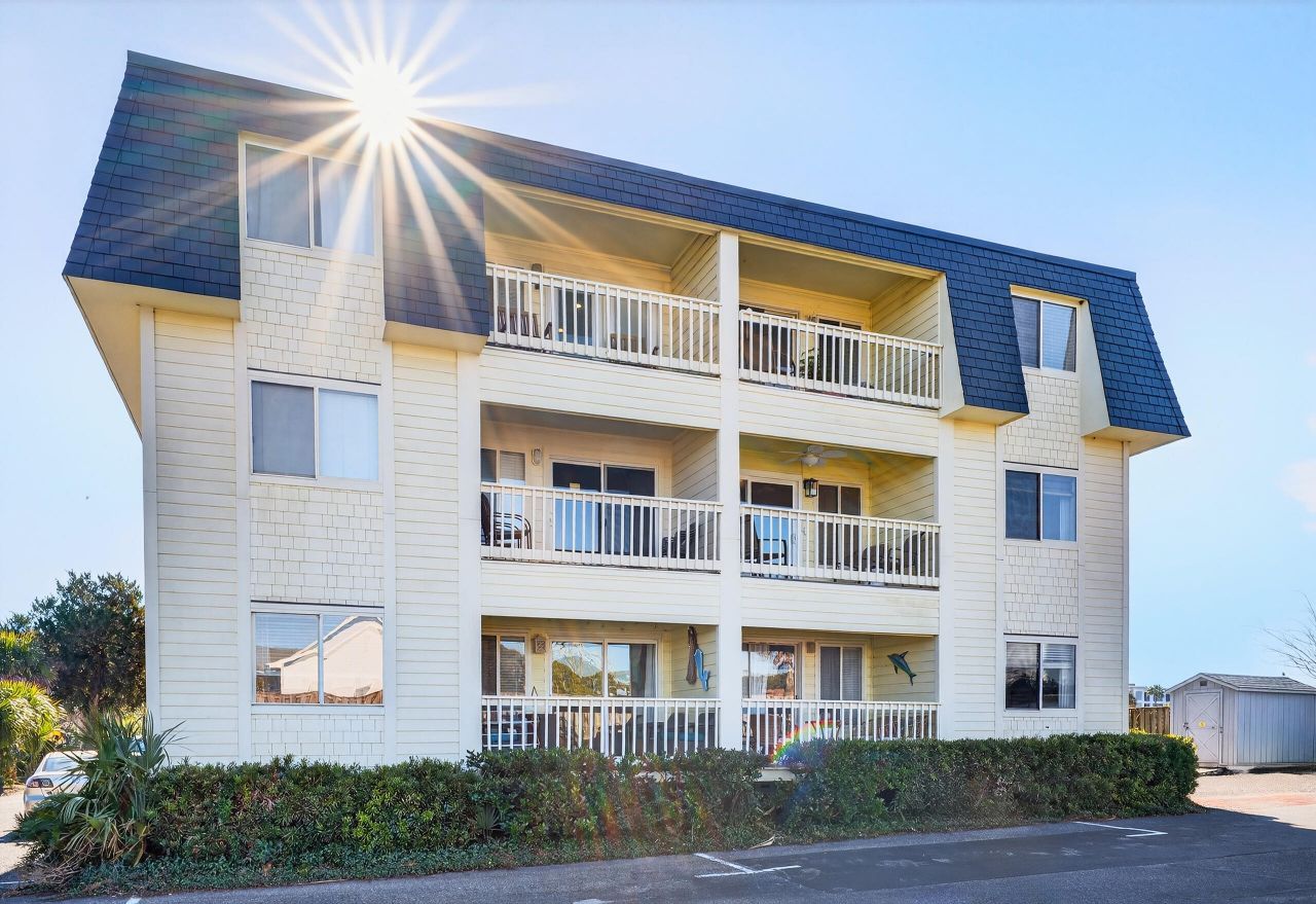 1400 Ocean Boulevard Photo 37