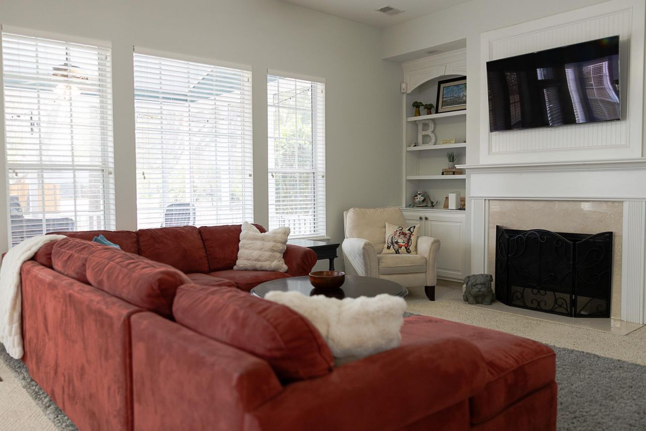 2185 Tall Grass Circle Photo 13