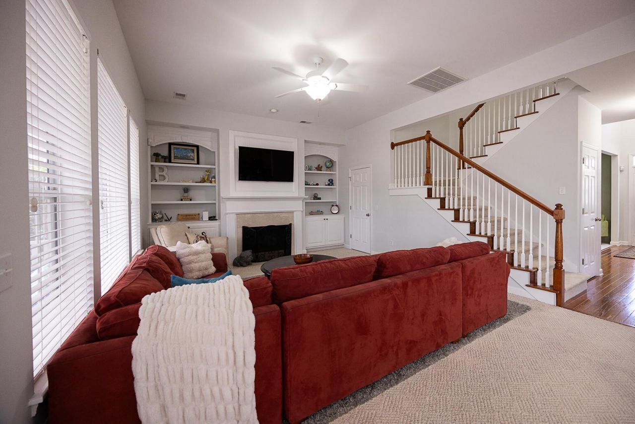 2185 Tall Grass Circle Photo 15