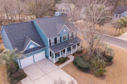 2185 Tall Grass Circle photo 4