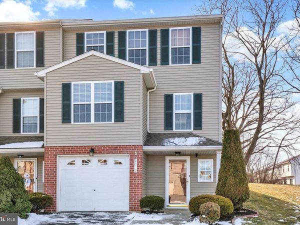 2030 GREYSTONE DRIVE, LEBANON, PA 17042