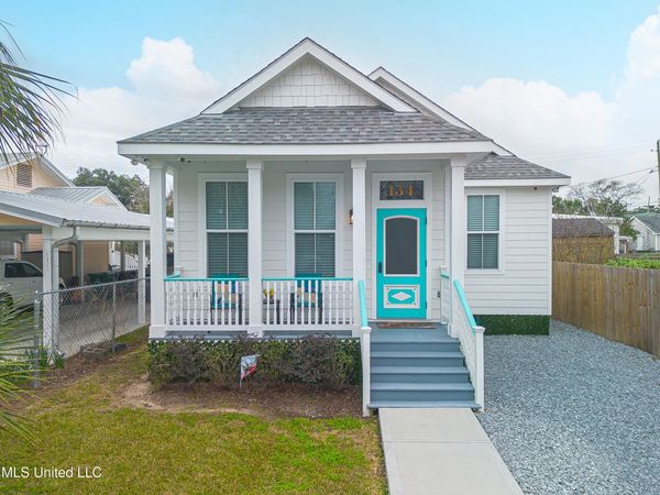 134 Demontluzin Avenue, Bay Saint Louis, MS 39520