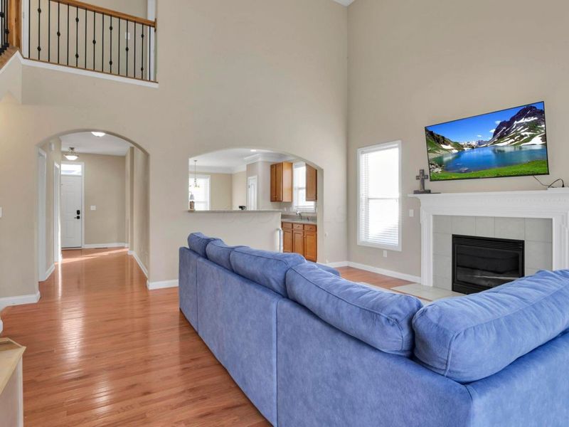 955 Kentucky Circle, Marysville, OH 43040 Photo 5