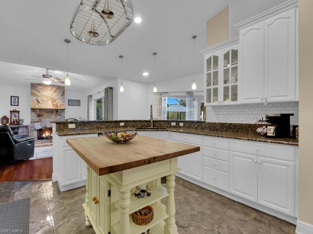 4666 San Antonio Ln, Bonita Springs, FL 34134 Photo