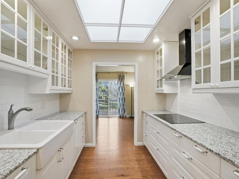 10432 Hickory Point Drive, Blue Ash, OH 45242 Photo 11