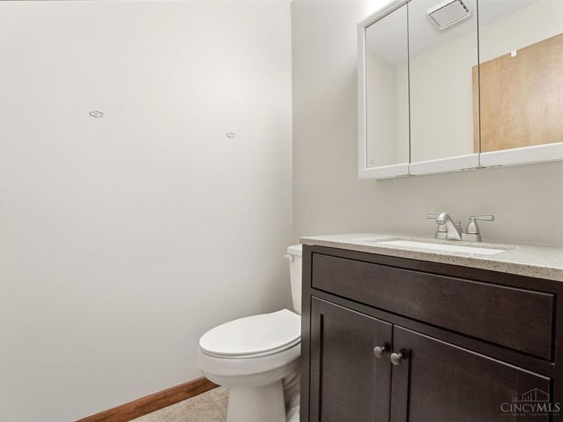 10432 Hickory Point Drive, Blue Ash, OH 45242 Photo 39