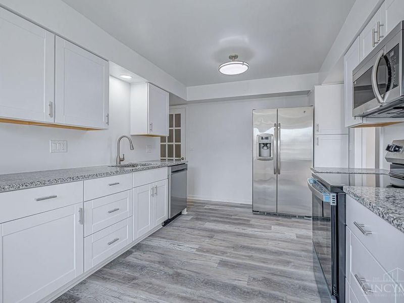 3553 Edgeview Drive, Cincinnati, OH 45213 Photo 13