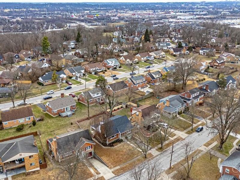 3553 Edgeview Drive, Cincinnati, OH 45213 Photo 37