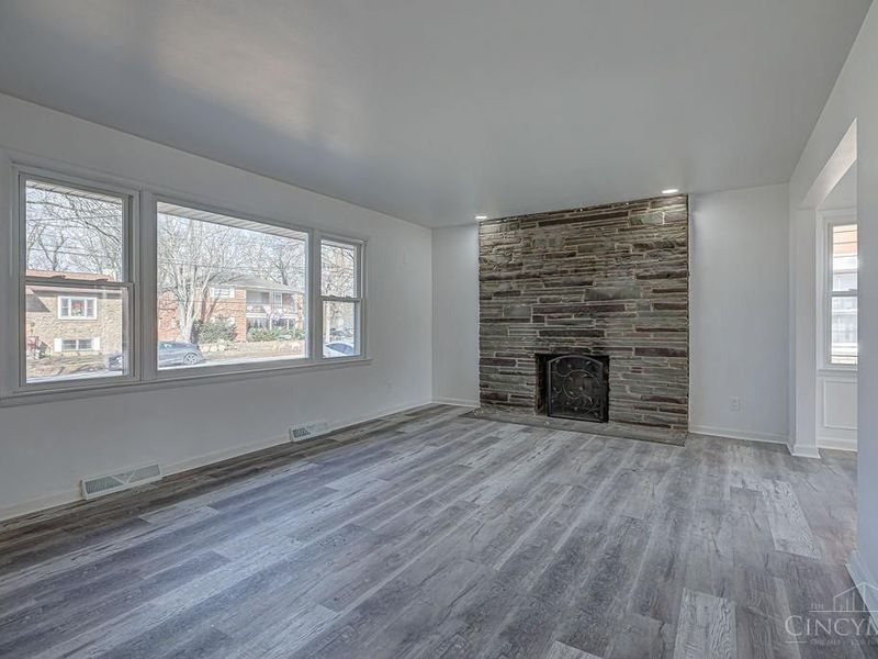 3553 Edgeview Drive, Cincinnati, OH 45213 Photo 5