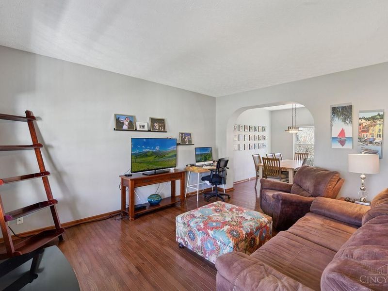 7853 Willow Run Court, West Chester, OH 45069 Photo 3