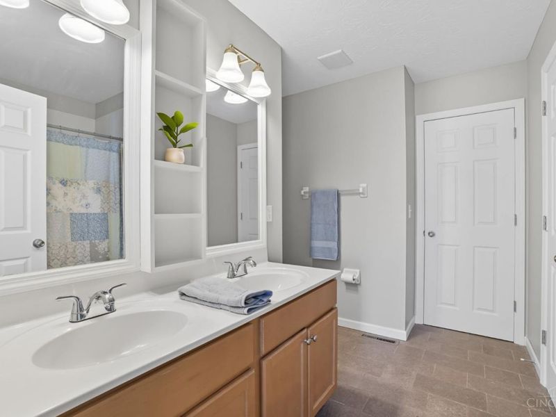 4943 Silver Creek Court, Liberty Township, OH 45011 Photo 17