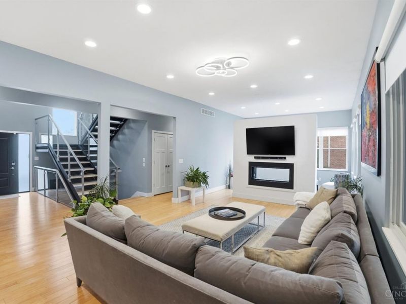 6756 Cherry Leaf Court, Deerfield Twp., OH 45040 Photo 10