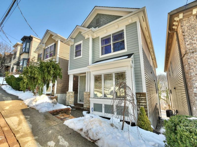 434 Strafer Street, Cincinnati, OH 45226 Photo 2