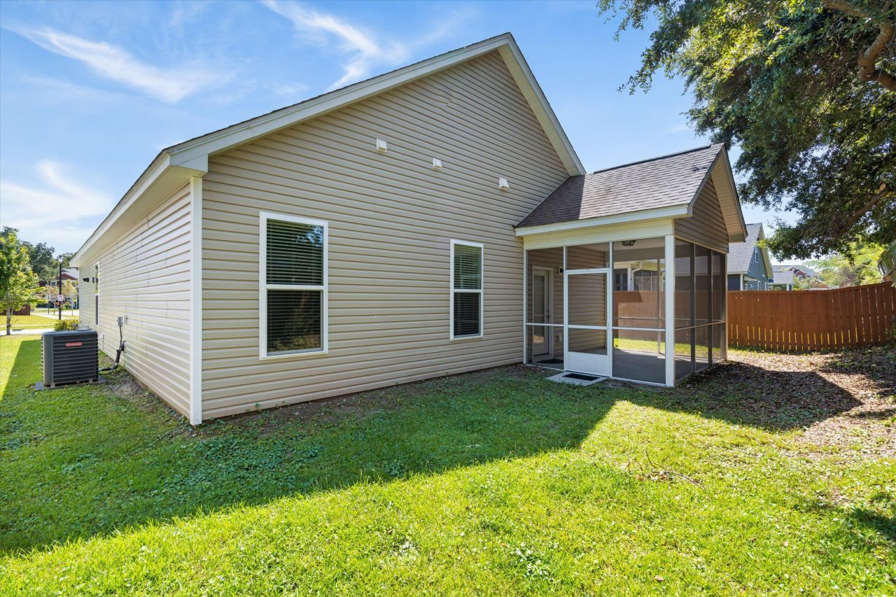 2930 Fontana Street Photo 16