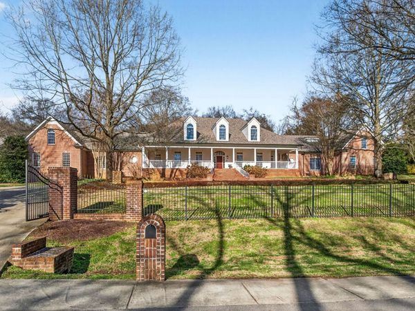 1228 Mary Helen Dr , Nashville, TN 37220