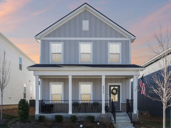 4901 Myra Dr, Hermitage, TN 37076
