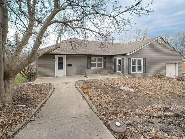 212 S High Street, Kansas City, MO 64054