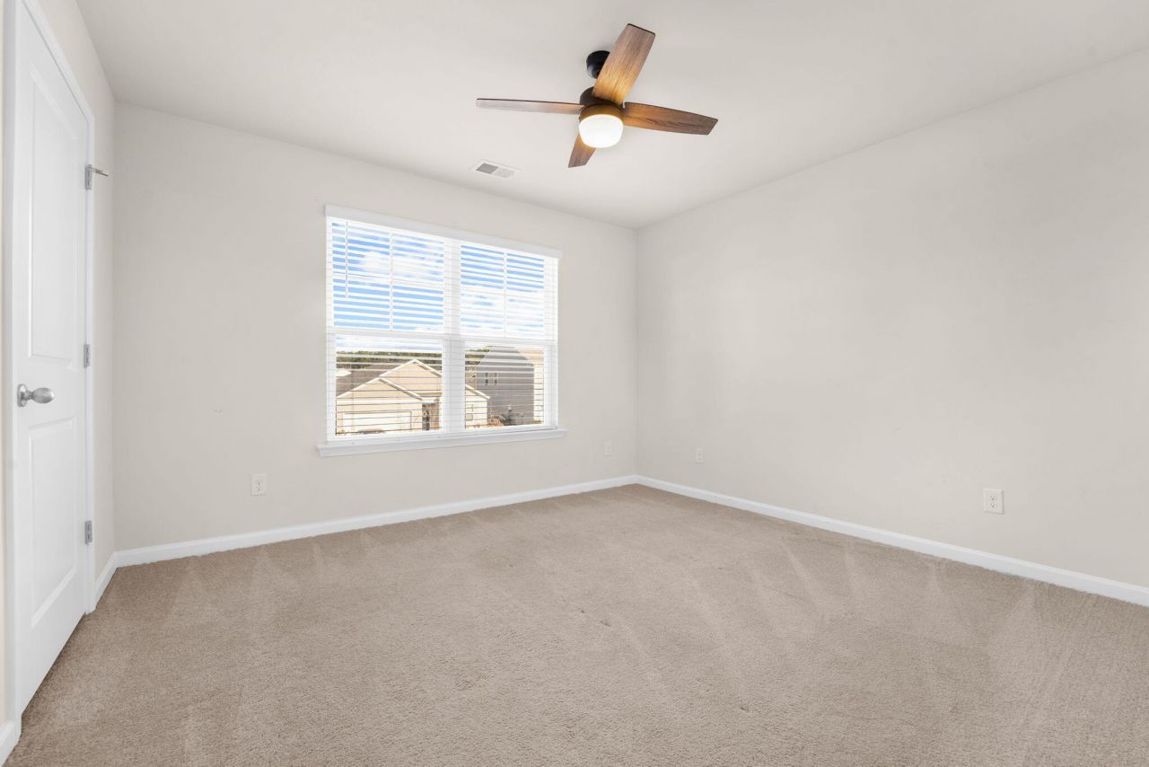 213 Sedona Drive Photo 14