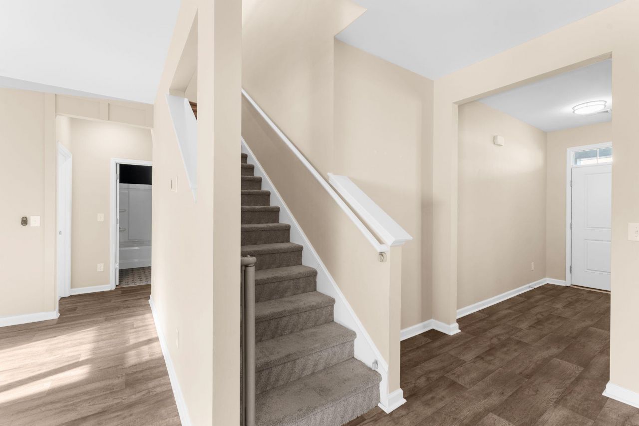 213 Sedona Drive Photo 18