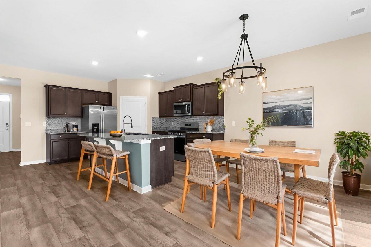 213 Sedona Drive Photo 6